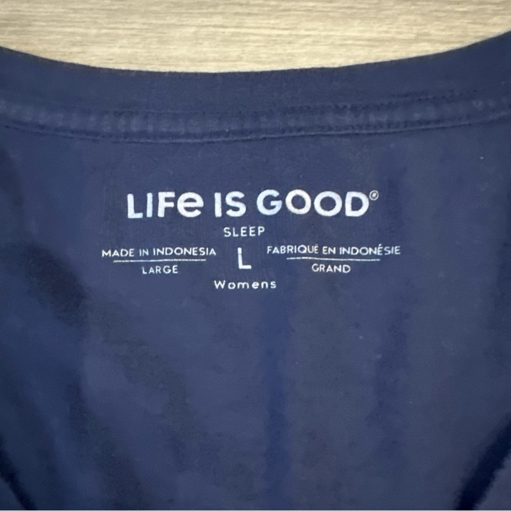 Life Is Good Women's Blue Cocktail Graphic Tee - Picture 3 of 4